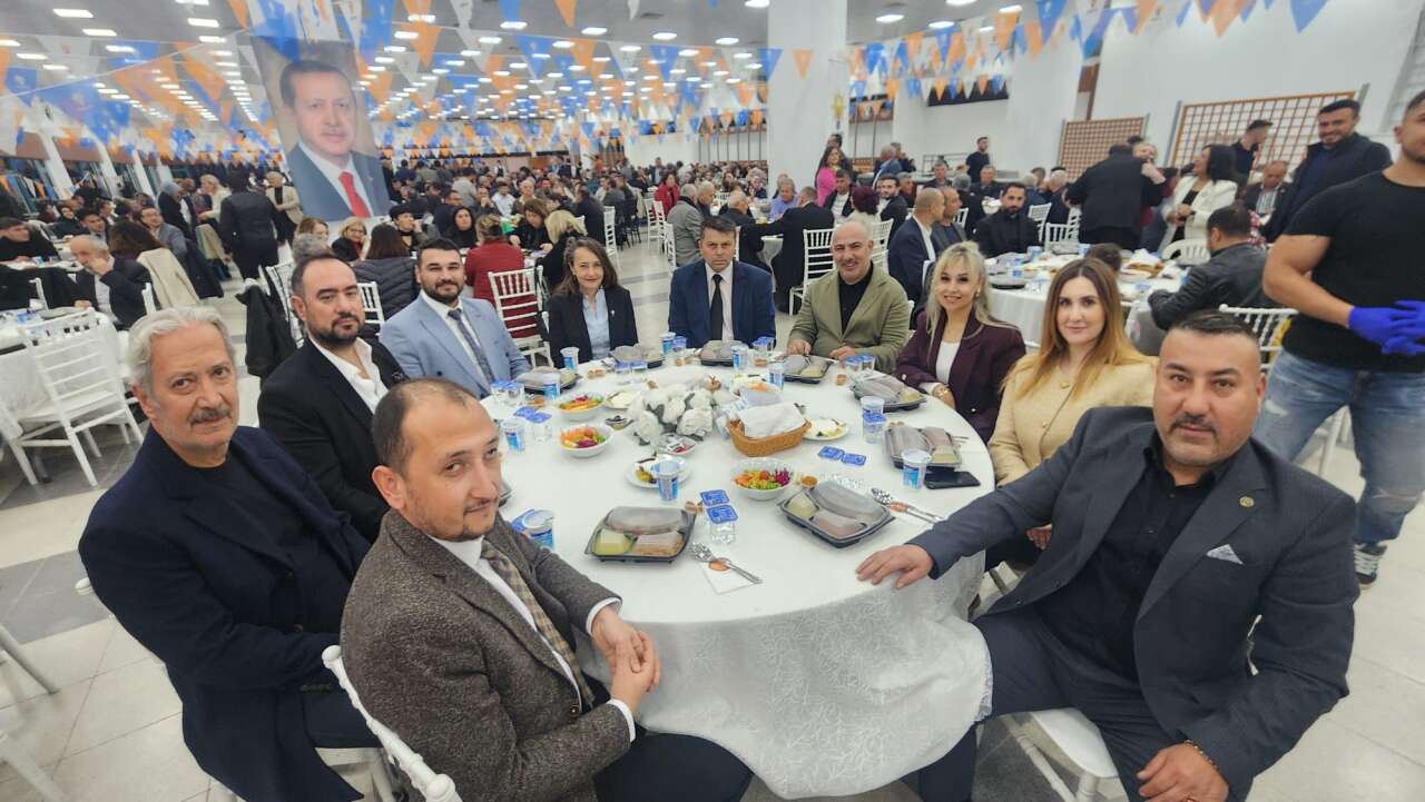 AK Parti Muğla’nın “Gönül Sofrası” İftarına Yoğun Katılım 4
